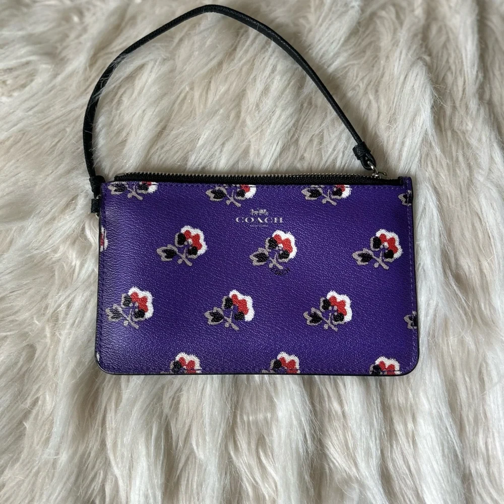 Coach NWOT F56027 Bramble Rose Wristlet, Purple Floral - Picture 6 of 6